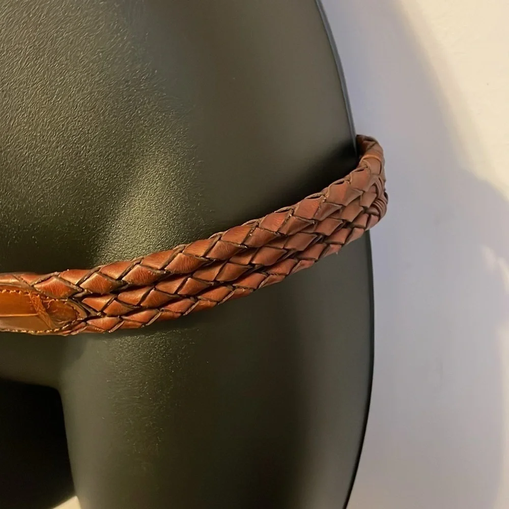Leather Vintage 1995 Brown Belt with Silver Metal Basketweave Filagree Buckle L